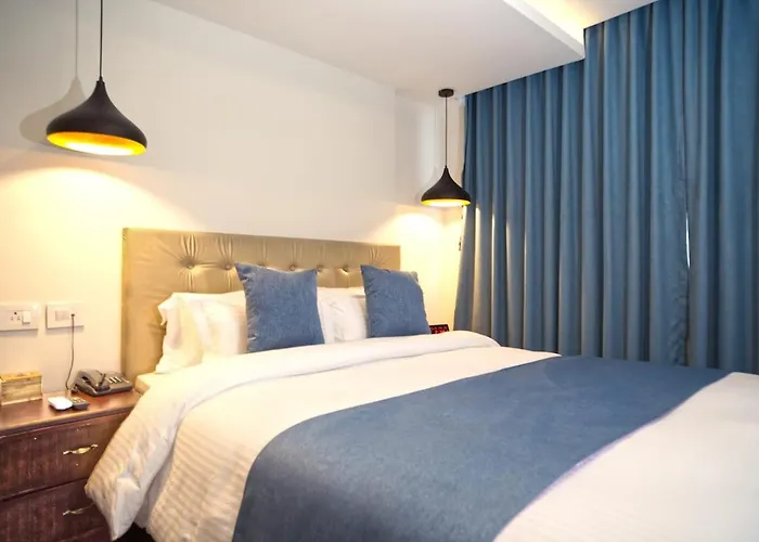 Hotel Satkar
